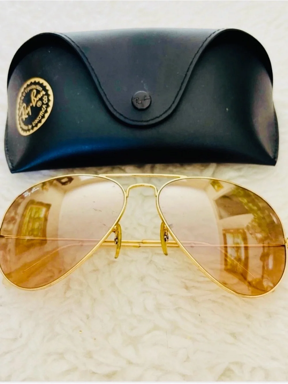 Ray-Ban Gold Aviator Sunglasses with Light Brown Lenses w/ case